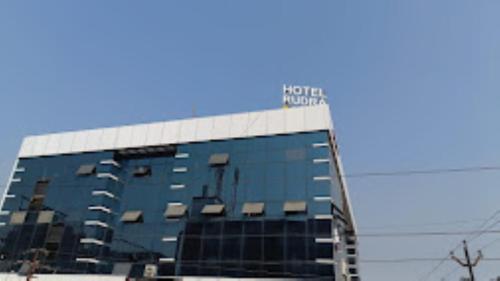 Hotel Rudra Palace , Anand