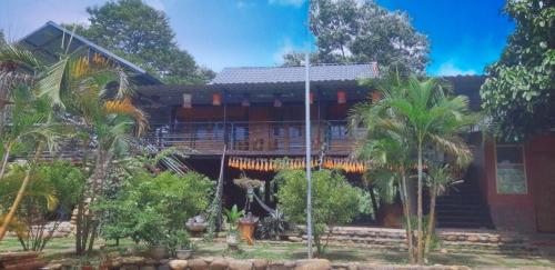 Homestay Nha Cua Mi (Nghia Lo, Yen Bai) - 숙소 외관