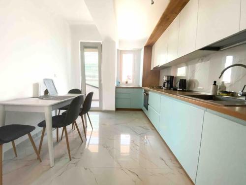Serene Ambiance Amazing 1BR with private parking 4