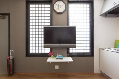 Japanese-Style Townhouse image 10