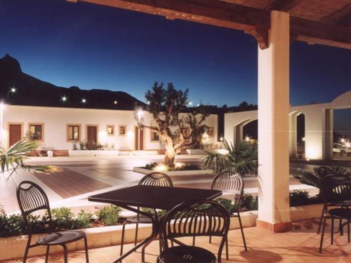 ทัศนียภาพภายนอกโรงแรม, โรงแรมเตนูต้า ปรายย่า อักรีทูริสโม่ (Tenute Plaia Agriturismo Hotel) in สโกเปลโล