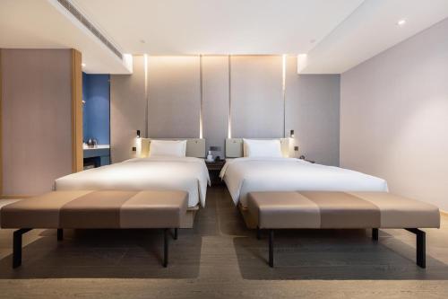 Jimu Twin Room image 3
