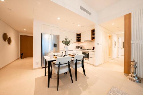 Spectacular -901 Downtown Views II T 1 - image 11