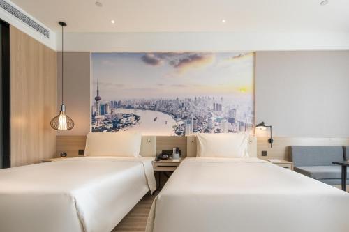 2 twin beds