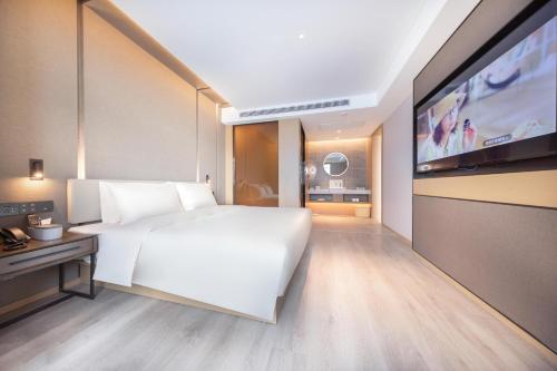 Atour Hotel Tianjin Marina Third Street MSD - image 2