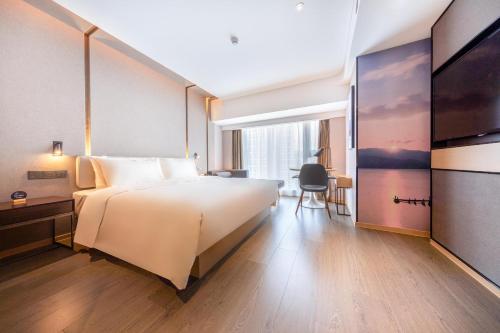 Superior Double Room image 1