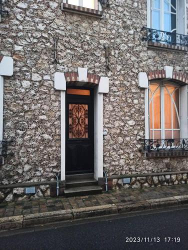 appartement dans une meulière d'architecte