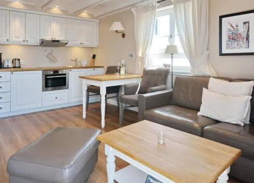 Haus Silvana, App 7 in Wenningstedt-Braderup, Deutschland