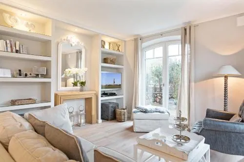 Landhaus Berthin-Bleeg, App. 2 Beachhouse in Wenningstedt-Braderup, Deutschland