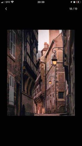 Le Black & White F 2 de 55 m 2 (4 pers). in Moulins