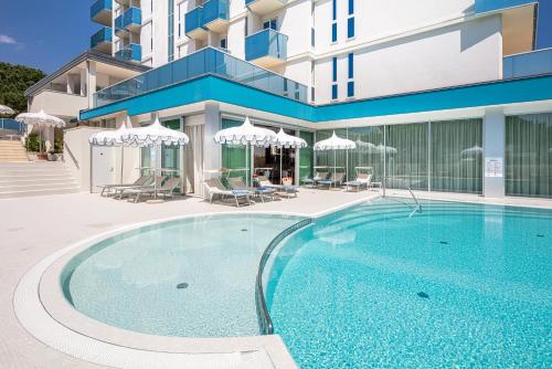 منظر, Hotel Parigi in بيبيوني