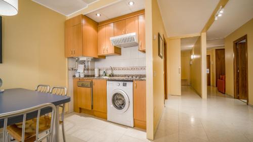 設施, 德爾梅爾加公寓 (Apartaments Del Meligar) in 恩坎普