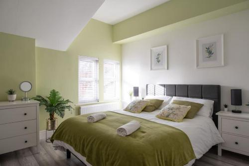 8 Bed, comfortably sleeps 10, 3 Bath house, 5 Mins Manchester Centre, Manchester (fotografie 6)