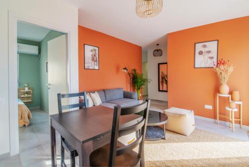 Stunning 2-Bedrooms Apartment in the heart of Athens, Atenas