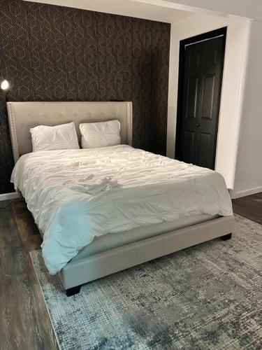 Cozy 2BED 6min EWR NYC DTWN in Newark, USA