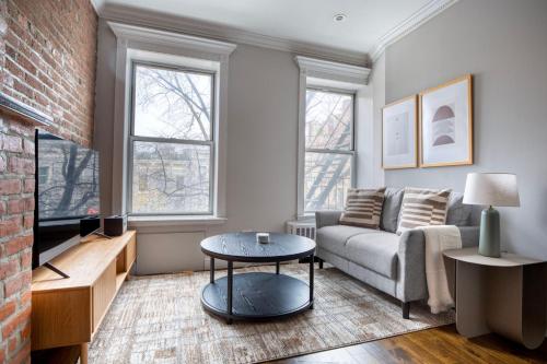 West Village 1br w wd nr restaurants NYC-1315