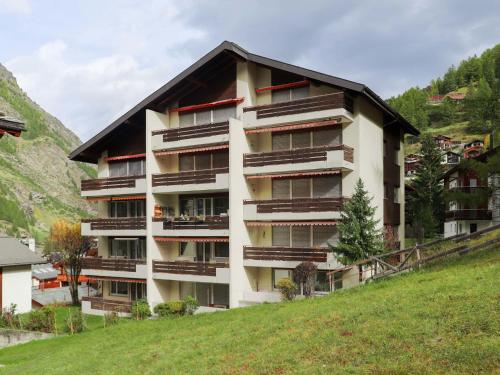 Apartment Grillon-3 by Interhome, Zermatt (photo 7)