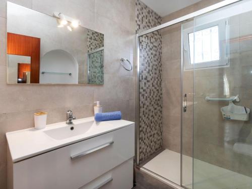 Apartment Tres Flores by Interhome in Finca del Moro