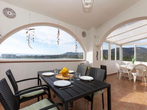 Apartment Tres Flores by Interhome in Finca del Moro