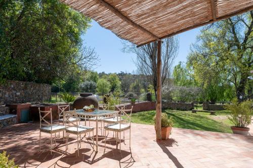 Dārzs, Cortijo Chacón (Cortijo Chacon) in Cazalla de la Sierra