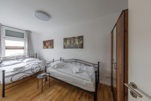 Apartment with Terrace image 8