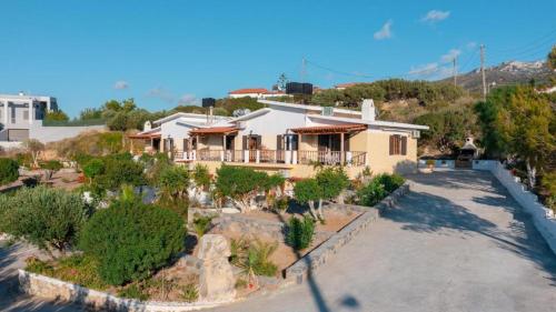 ROMANZA VILLAS SITIA