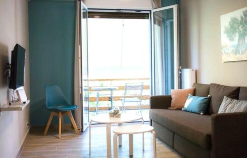 Chic and Minimal apartment close to Thissio Metro, Atény (fotografie 7)