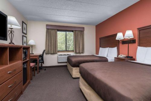 AmericInn by Wyndham Tofte Near Lake Superior