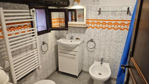 Salle de bain, Ferienhaus La Belle Vie mit Garten, Meerblick, Gemeinschaftspool, 3 Minuten zum Meer in La Baumette