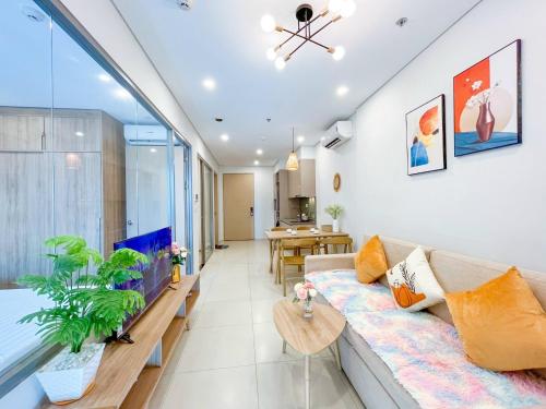 Two-Bedroom Apartment with Balcony image 9