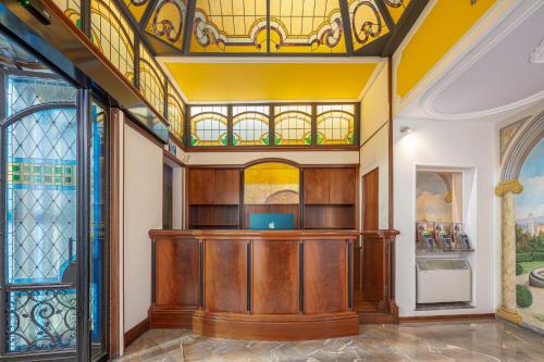 Hotel City - image 13