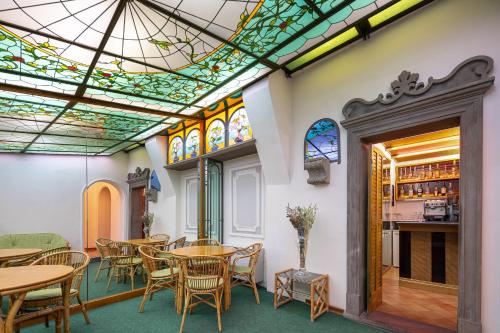 Hotel City - image 11