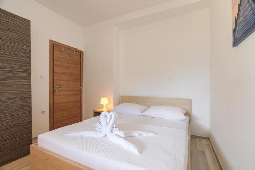 Two-Bedroom Apartment image 3