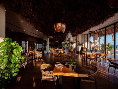 Étterem, La Brisa Boutique Hotel in Palase
