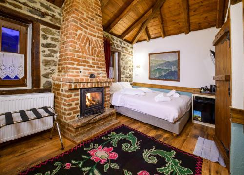 Triple Room with Fireplace