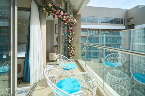 Two-Bedroom Apartment with Balcony image 2