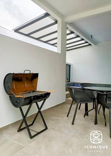 A8010 Villa Kuantan by Iconique BBQ or Pool A8010 Villa Kuantan by Iconique BBQ or Pool