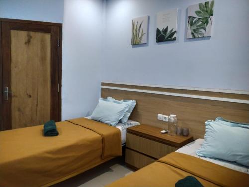 Merendeng Hostel Kuta Room Type - Deluxe Twin Room