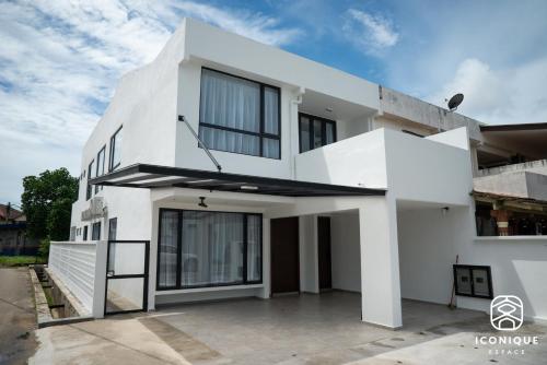 A8010 Villa Kuantan by Iconique