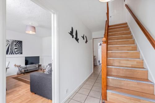 Létesítmények, 4 Bedroom House with Parking & Garden by Cherry Inn Short Let's & Services Accomodation in King's Hedges