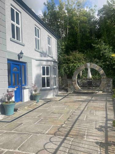 Carefully renovated traditional Irish Town-house