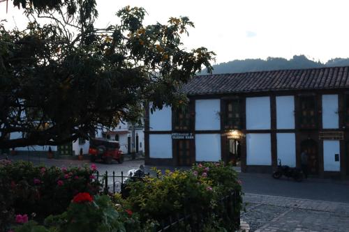 Mongui Plaza Hotel