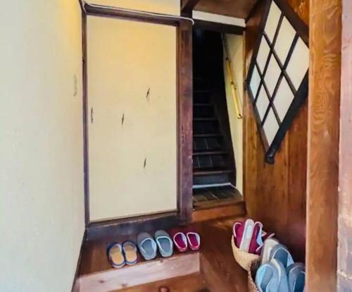 LOCAL PRIDE ASASHIOBASHI NINJA HOUSE【楽しみ盛りだくさん忍者ハウスにステイ！】USJ・大阪城・関西空港に便利、ご家族大歓迎、最寄駅徒歩圏