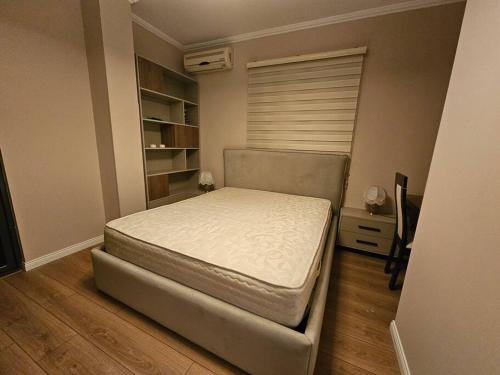 Central Apartment with balcony 2, Tirana (zdjęcie 5)