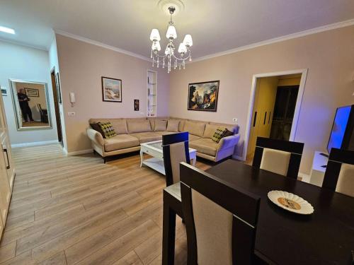 Central Apartment with balcony 2, Tirana (zdjęcie 6)