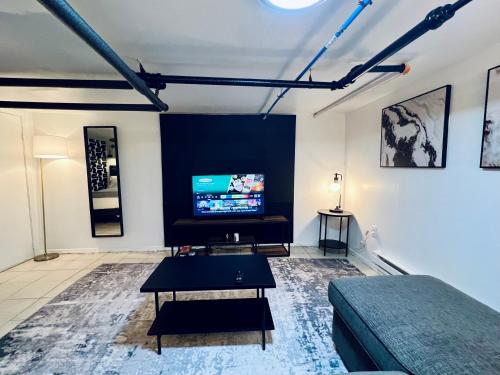 NEW! JXN BnB - Cozy Southshore of Boston in Brockton, USA