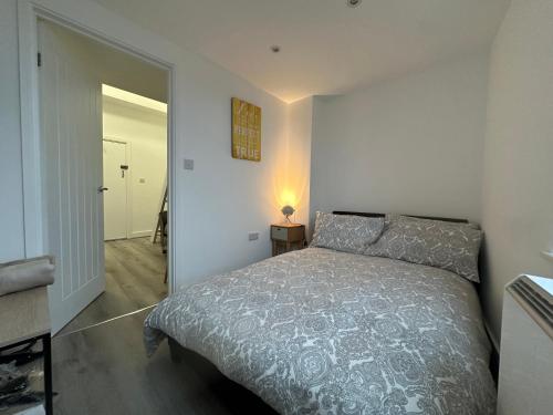 Newly refurbished Studio flat Colwyn Bay