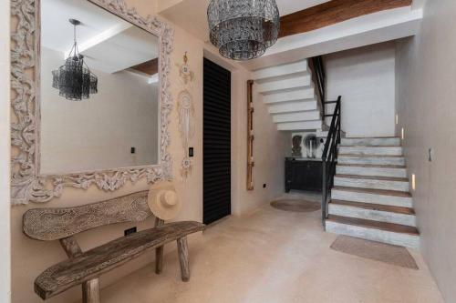 20 Guests Villa 5 min Beach+Rooftop Pool Jacuzzi Spa in Tulum, Mexico