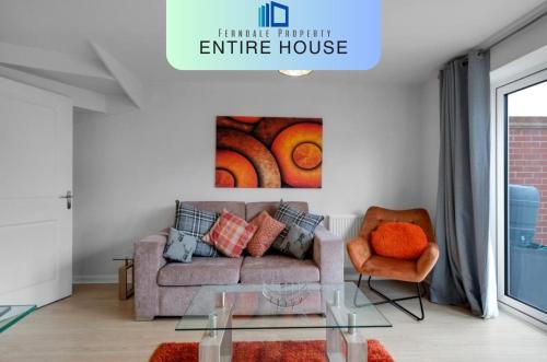 Kensal Green 4 Bedroom and 2 Bathroom House with Parking gîte à louer Furze Platt Railway Station