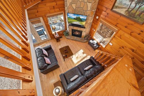 Ole Smoky Retreat - image 14